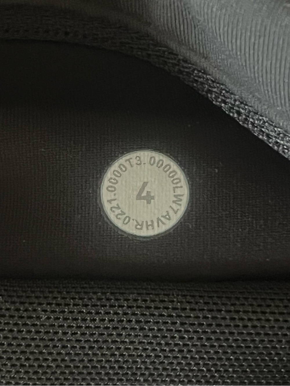 Lululemon Speed Up Low-Rise Short 2.5"
Topography Multi / Graphite Grey Size 4 - Picture 9 of 10